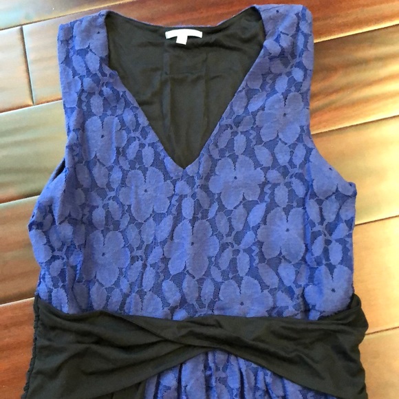 Adorable dress with 20’s flair - Picture 2 of 6